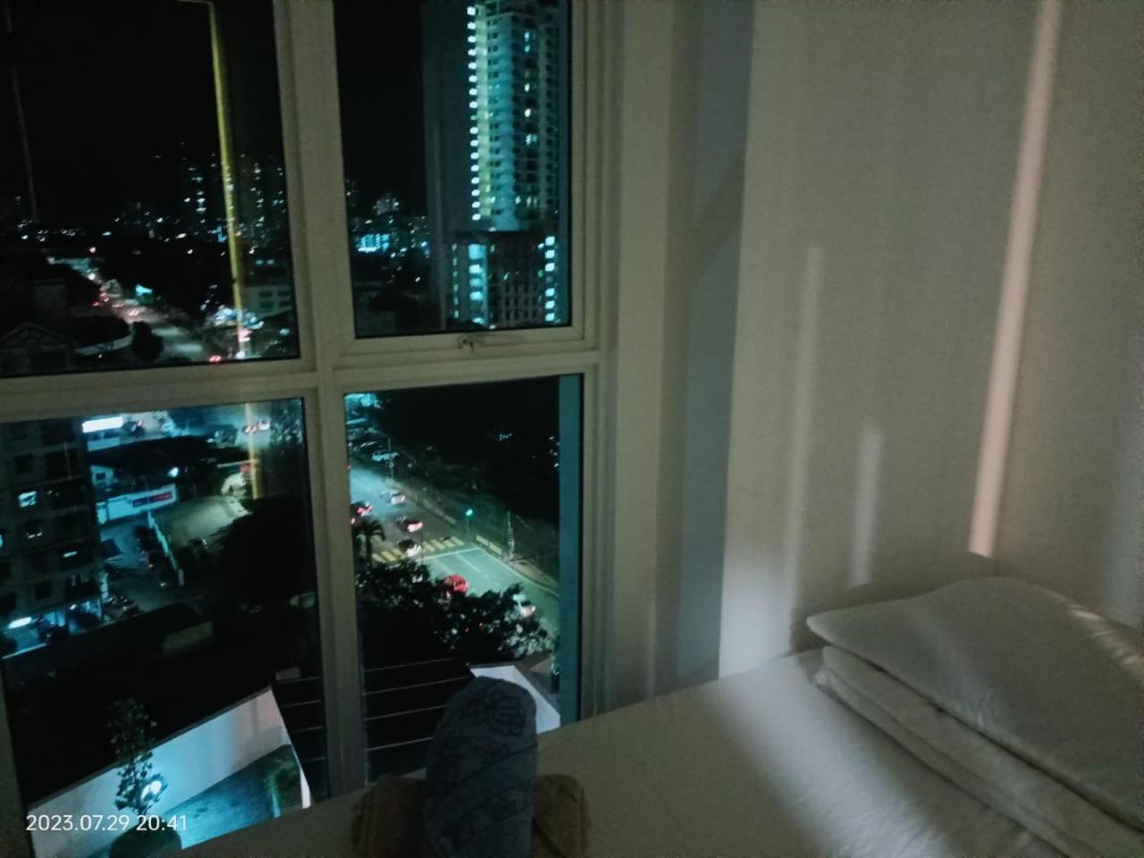 City Town 2-6 Pax Beautiful View Cozy Condo, Jelutong, Georgetown, Centre Heart Of Penang Island, Near Highway Komtar Gurney Ngoại thất bức ảnh